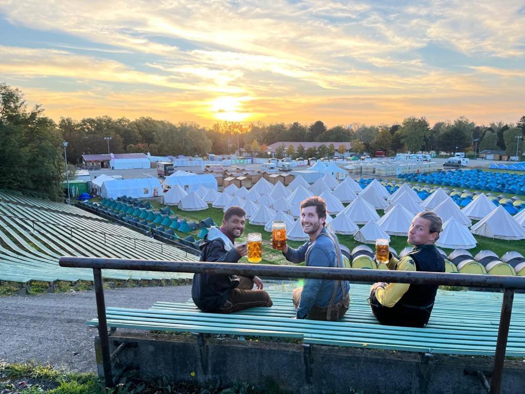 Hotel Festanation Oktoberfest Camp #2 Mnichov Exteriér fotografie